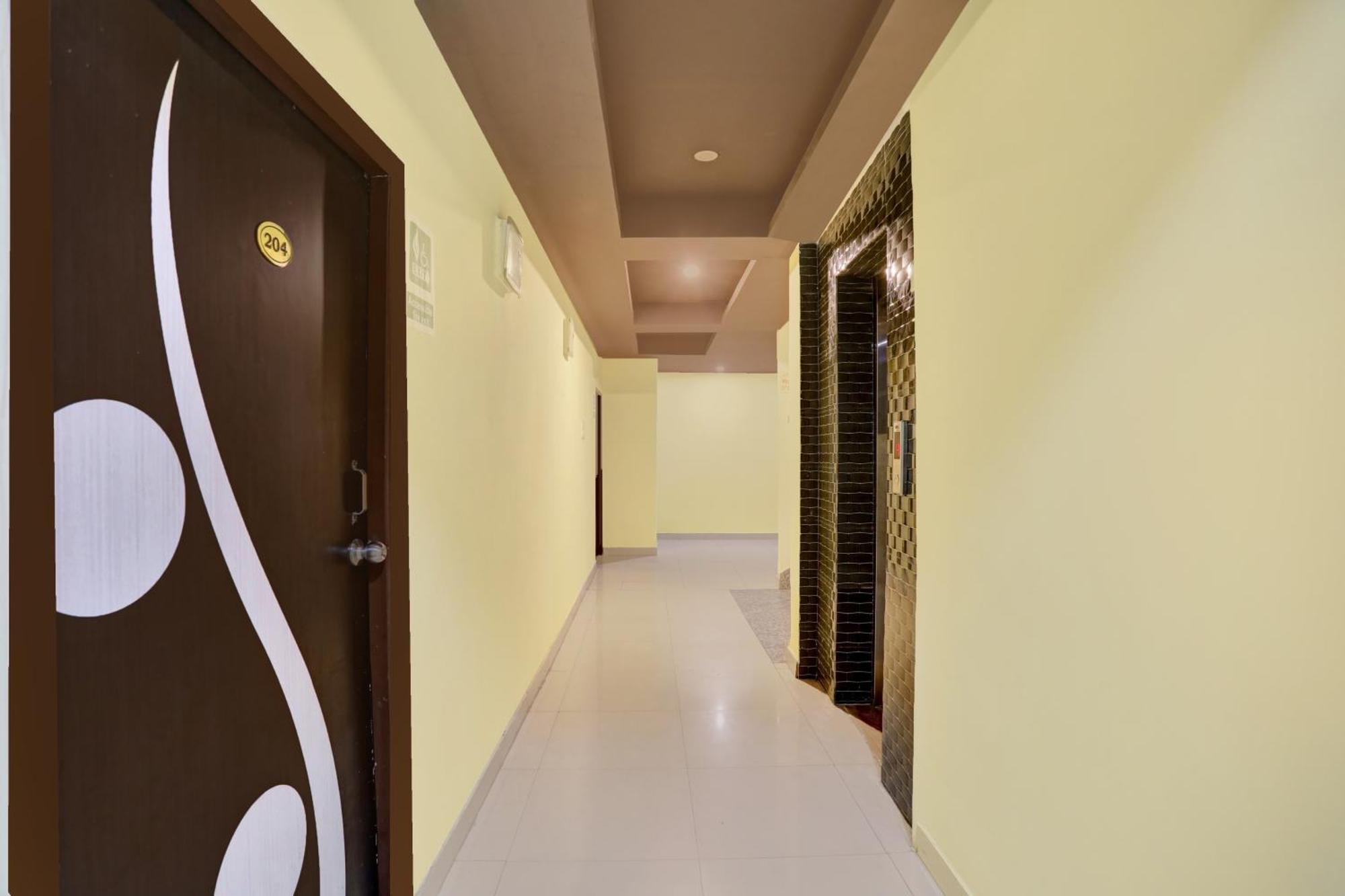 Super Hotel O Phulwarisharif Near Aiims Khagaul Kültér fotó