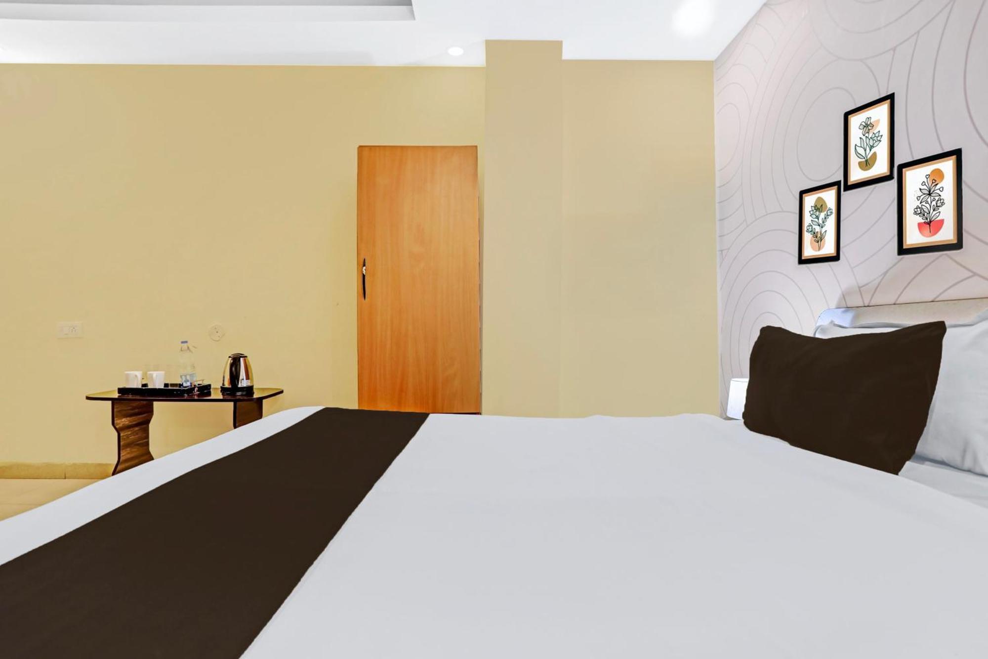 Super Hotel O Phulwarisharif Near Aiims Khagaul Kültér fotó